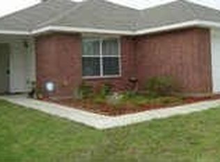 2809 Maegen Cir, Fort Worth, TX 76112