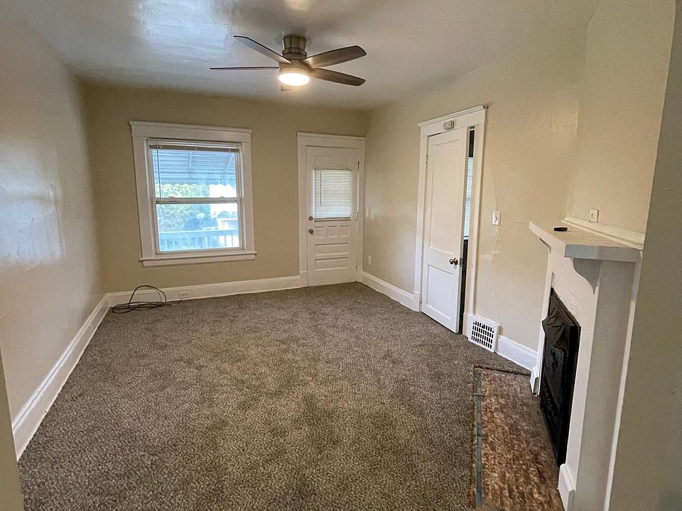 1st image of 10708 Crestwood Ave #2
