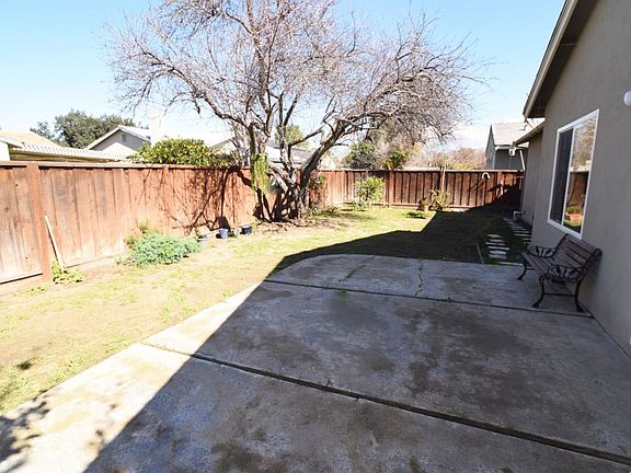 2nd image of 1299 Becket Dr
