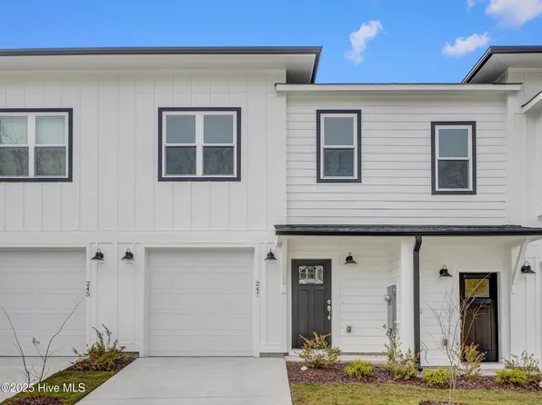 247 Townhome Lane #247, Southern Pines, NC 28387