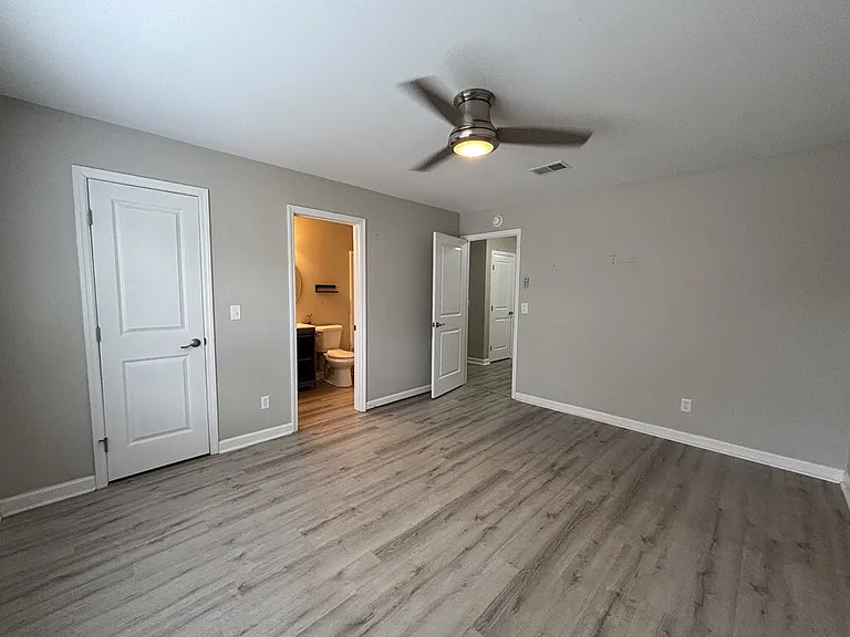 8483 Yadkin Cir #D — Photo 16
