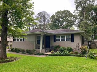 705 Walnut St, Crossett, AR 71635