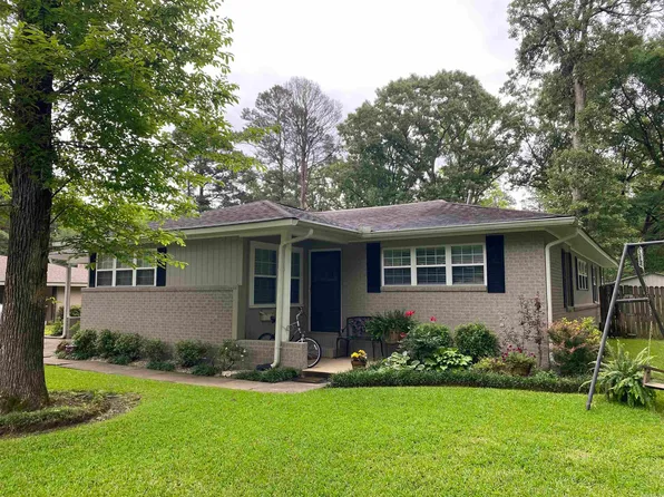 705 Walnut St, Crossett, AR 71635