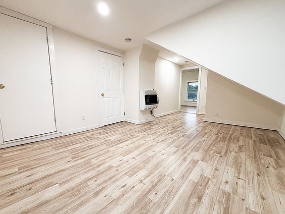 Living Room/Common Space
