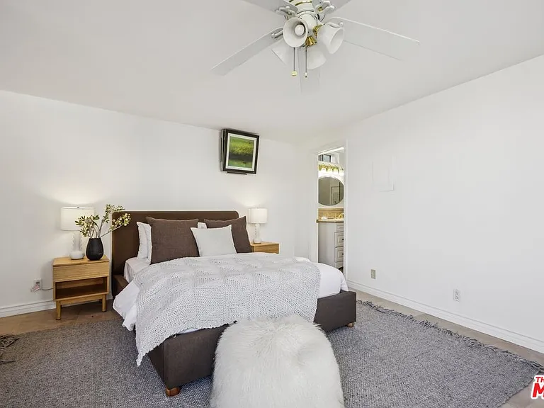 2411 Mount Olympus Dr — Photo 64