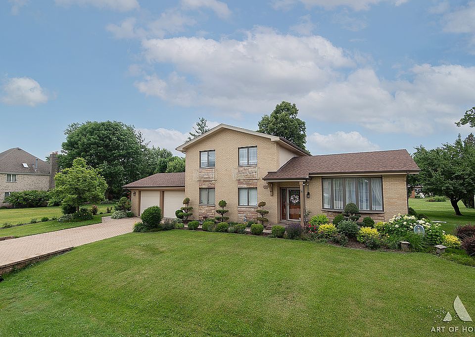 1st image of 1521 Parkside Ln