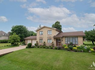 1521 Parkside Ln, La Grange, IL 60525