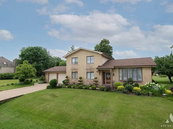 1521 Parkside Ln, La Grange, IL 60525