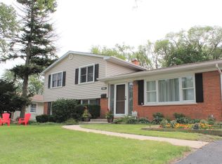 1505 W Golf Rd, Mount Prospect, IL 60056