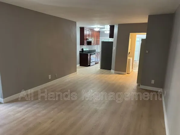 3025 E 5th St, Long Beach, CA