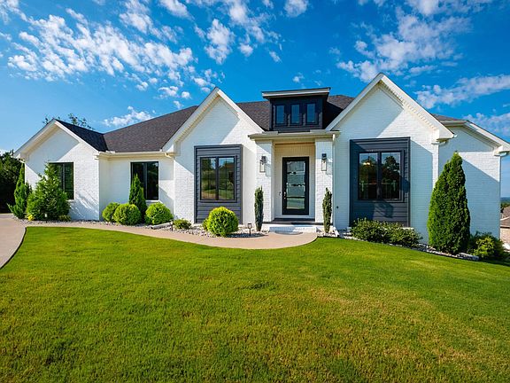 4th image of 16200 Vista Del Rio N