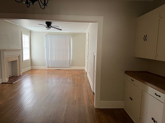 3rd image of 3415 Fairfield Ave #3415