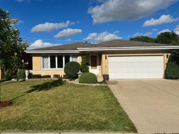 4609 N Forestview Ave, Chicago, IL 60656