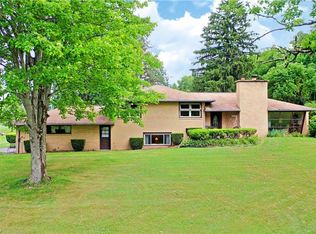 1618 Custer Orangeville Rd, Masury, OH 44438