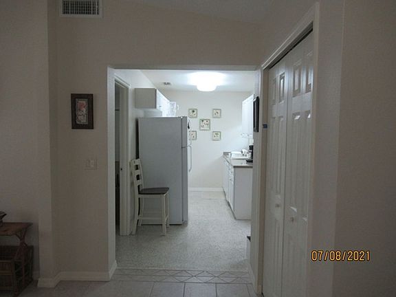 5th image of 1301 Ocean Shore Blvd Unit 3
