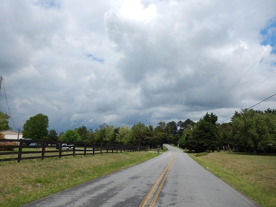 2nd image of 4859 Collard Valley Rd