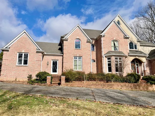 8195 Dogwood Rd, Germantown, TN 38139