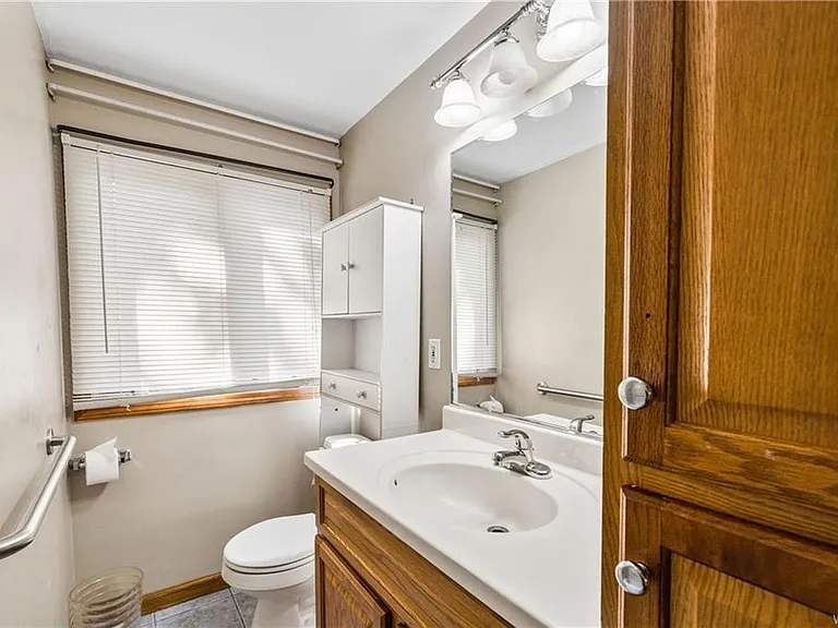 110 Rosemont Dr — Photo 15