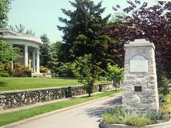 Welcome to historic Gibbs Dr