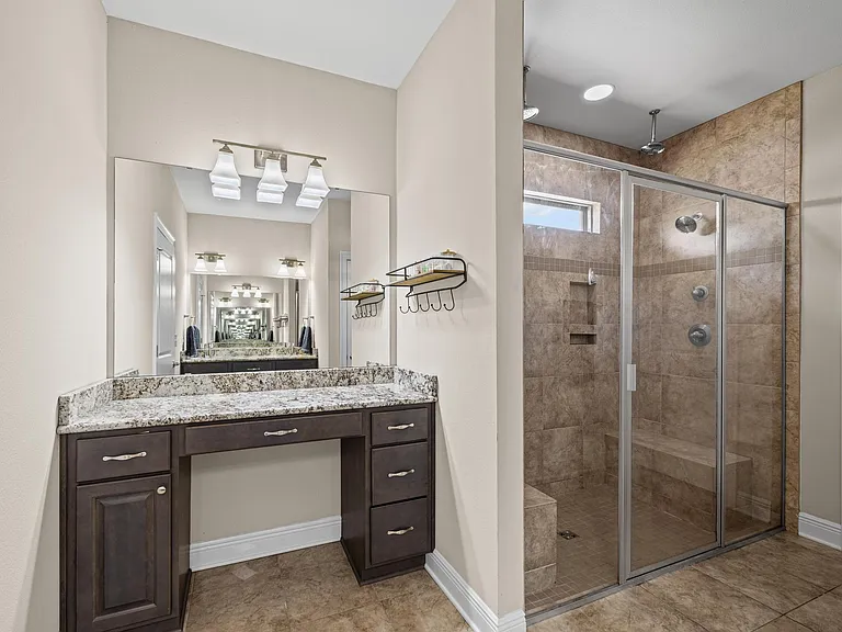 5945 W Cambridge Way — Photo 12