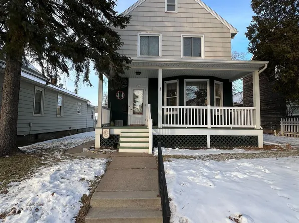 507 7th St S, Virginia, MN 55792