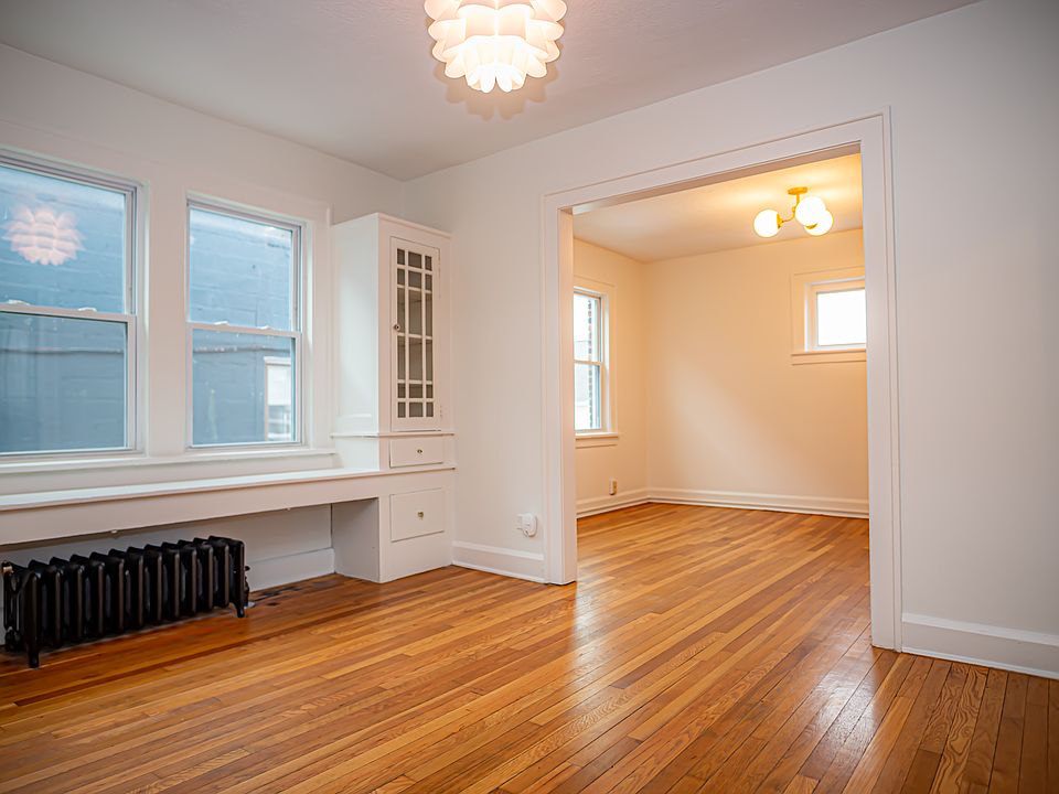 1st image of 13318 Madison Ave APT 4