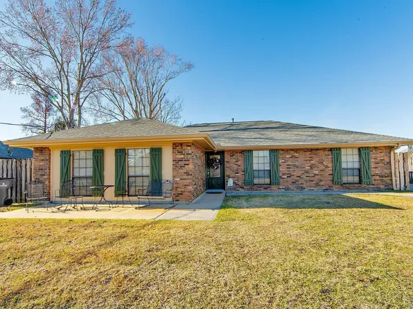 212 Elm Dr, Raceland, LA 70394