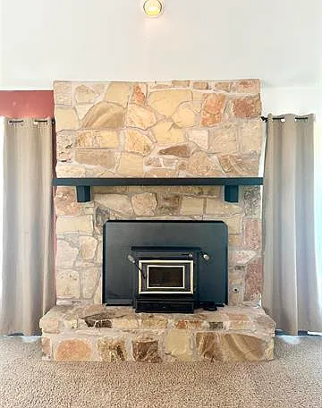 2901 Old Mallard Rd — Photo 6