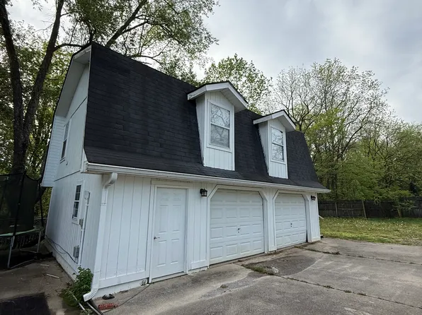 112 Butler Rd APT B, Portland, TN 37148