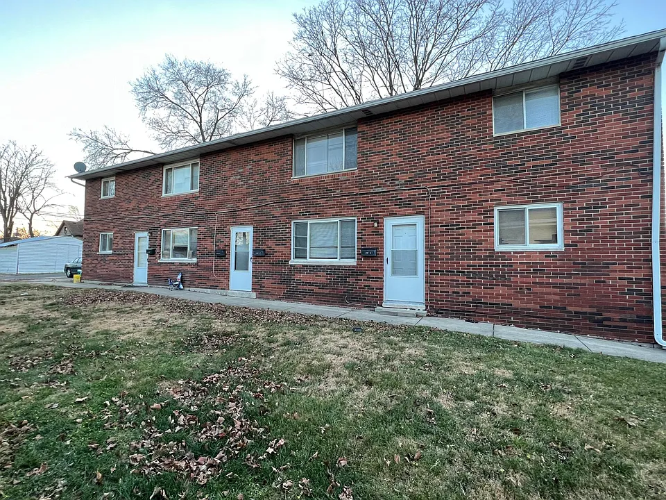 260 E Acton Ave #C