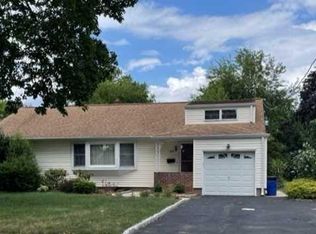 333 Lacey Dr, New Milford, NJ 07646