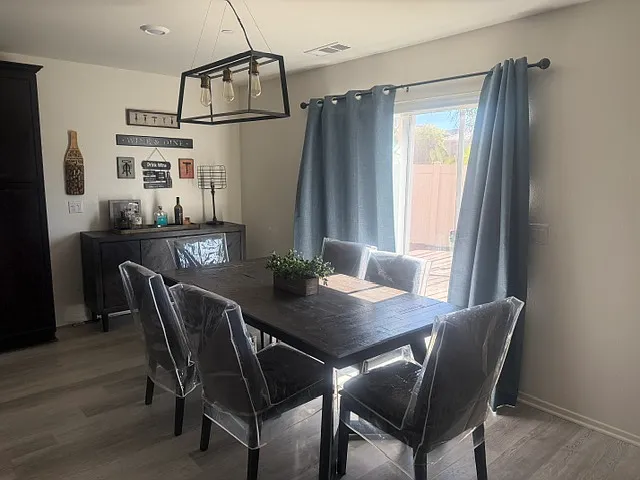 3 bed, 2.5 bath, 1794 sqft, $3,450 — Photo 2