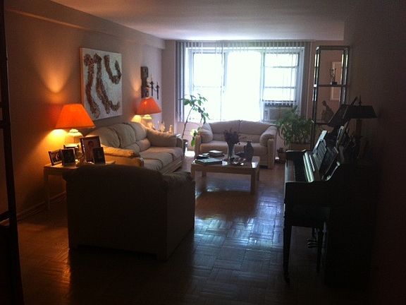3rd image of 20920 18th Ave APT 1F