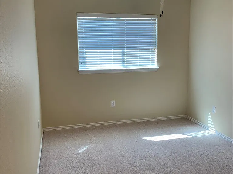 4017 Acushnet Dr #C — Photo 23