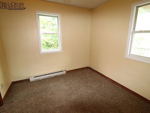 4th image of 565 Brockway Ave #B