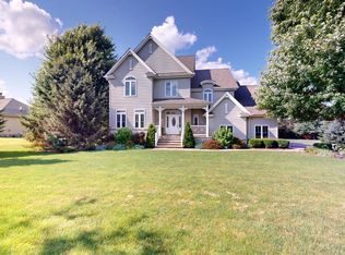 2014 Creekside Dr, Edinboro, PA 16412