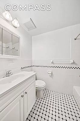 5th image of 250 Elizabeth St APT 7
