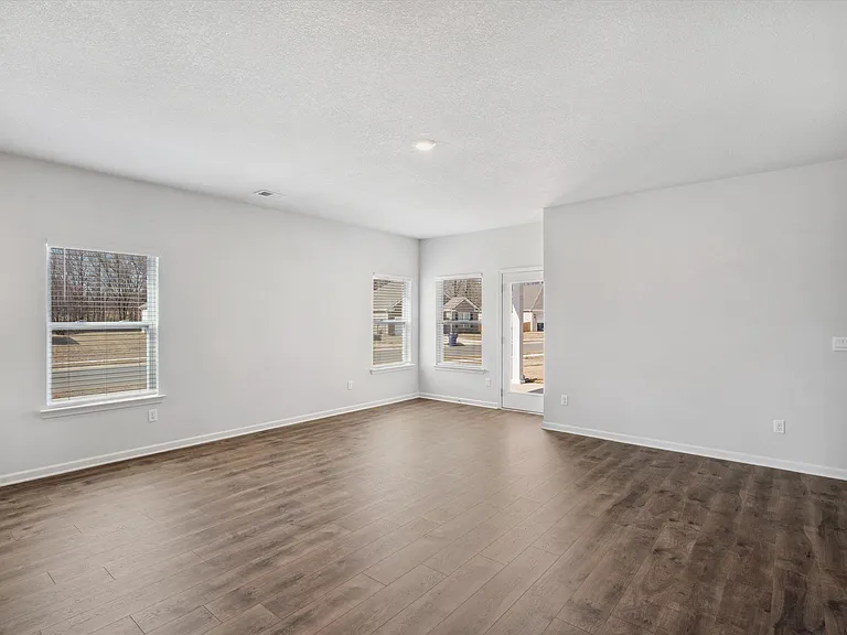 85 Kipling Dr — Photo 12