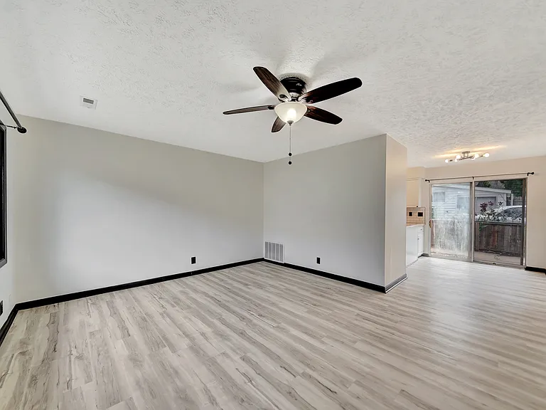 5707 Ballard Ave #5709 — Photo 6