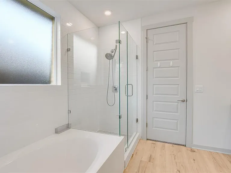 2244 Alamar Walk — Photo 10