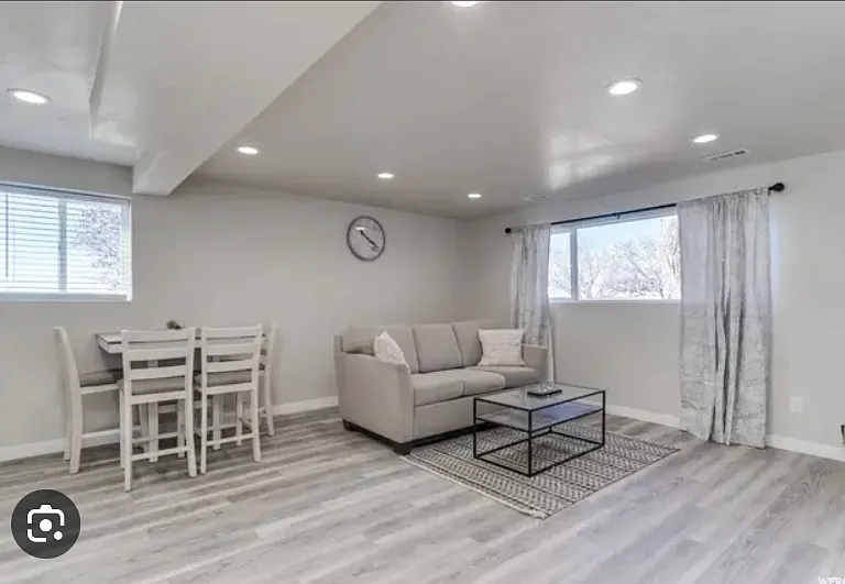 3306 N Fairfield Rd #B — Photo 6