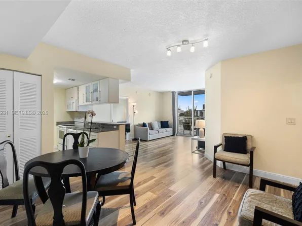 275 NE 18th St, Miami, FL