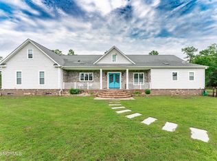 760 Equine Landing Dr, Rocky Point, NC 28457