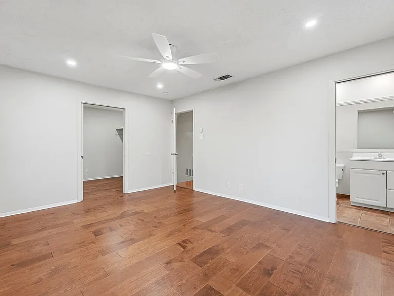 8607 Norwich Dr — Photo 21