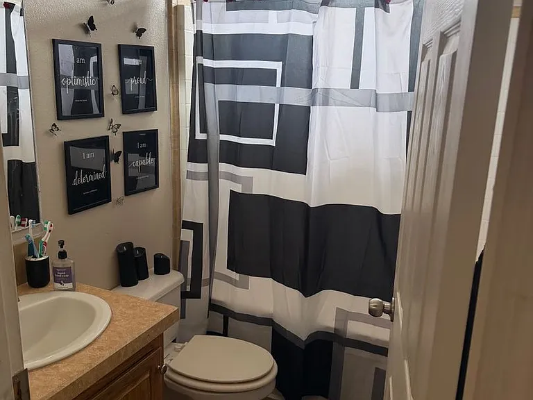 8390 E Neptune Dr — Photo 3