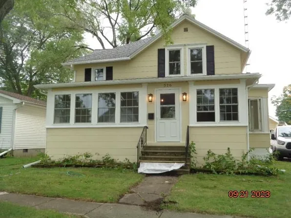 326 S Genoa St, Genoa, IL 60135