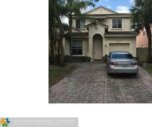 1st image of 4437 Lake Lucerne Cir