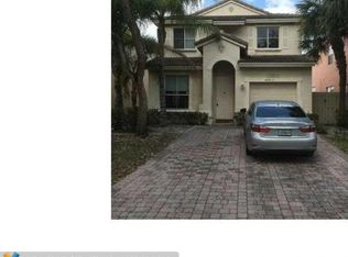 4437 Lake Lucerne Cir, West Palm Beach, FL 33409