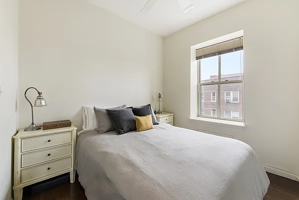 Sold by Nest Seekers International | media 4
