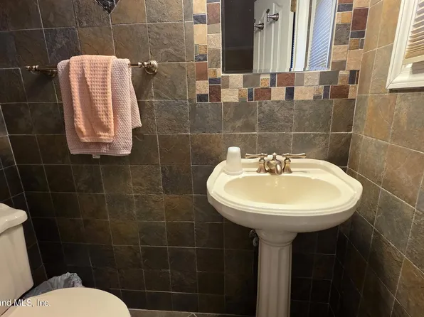 641 Katan Avenue image 9 of 21